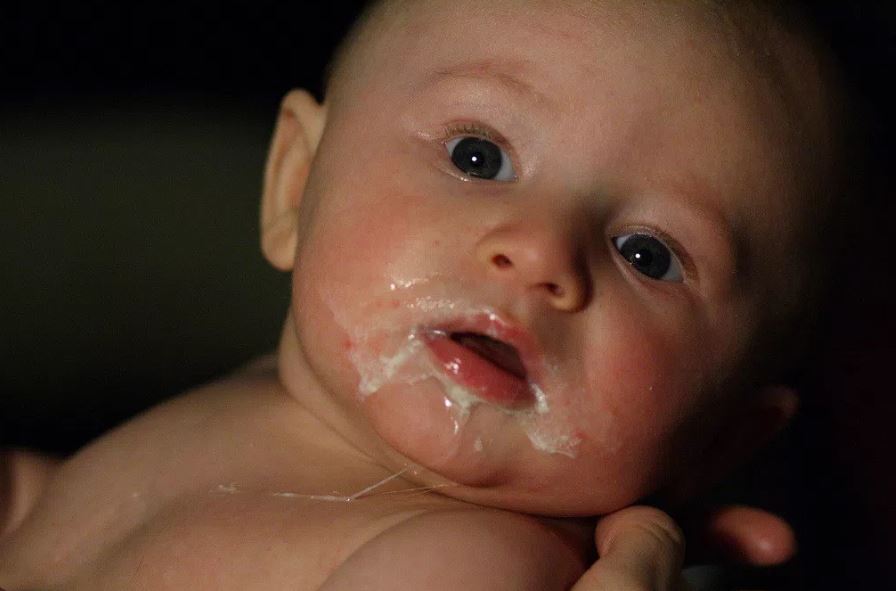 Baby vomiting after eating