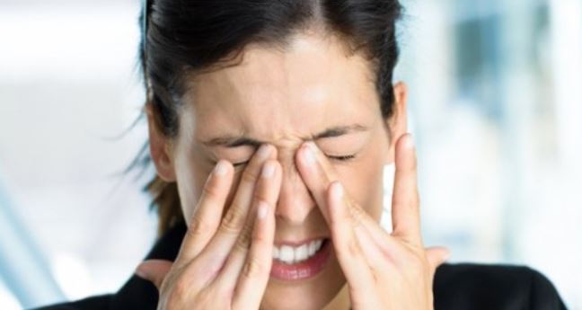 Is eye rubbing dangerous